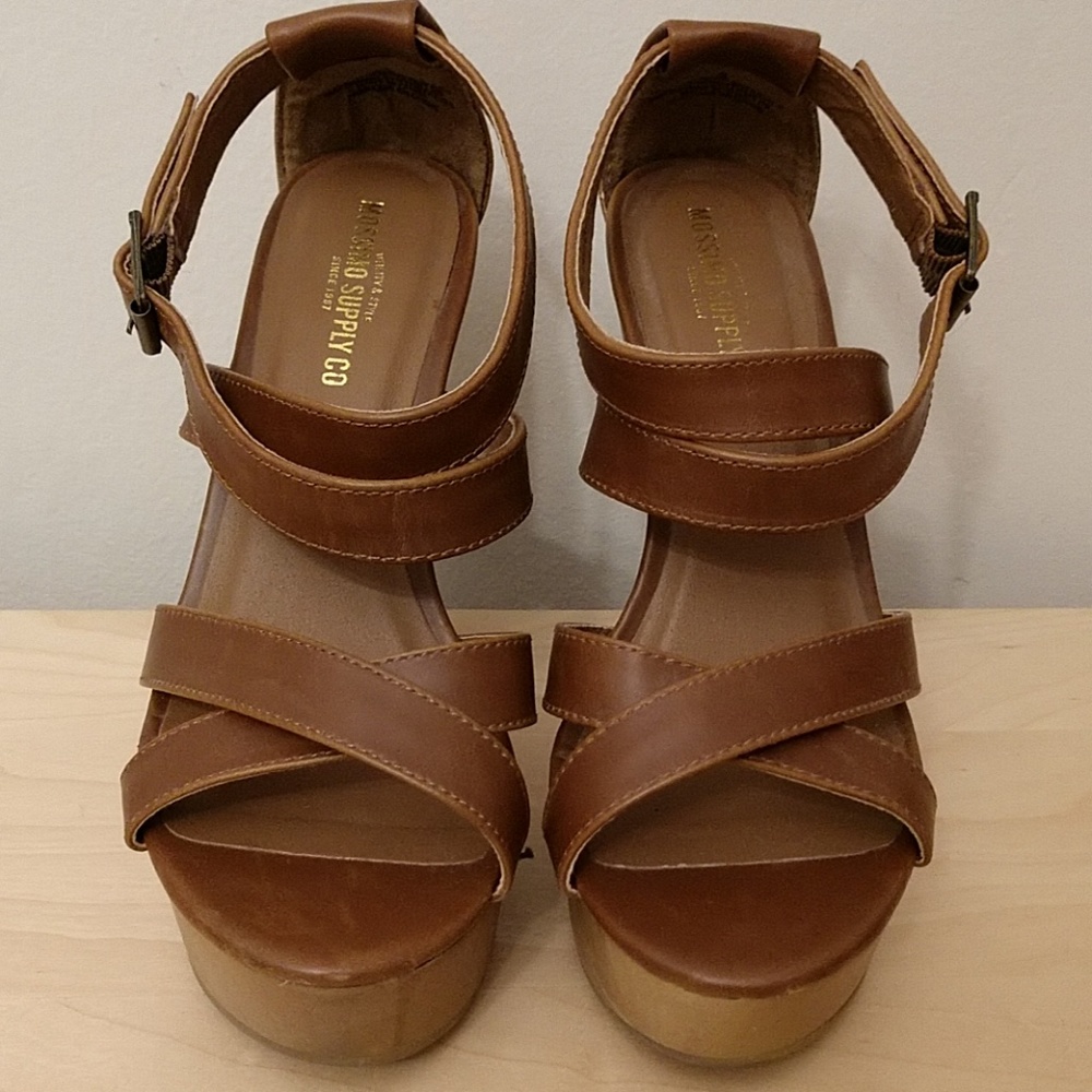 NWOT Strappy Sandals